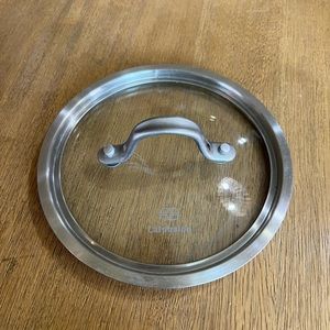 Calphalon 1.5qt sauce pan tempered glass lid 8701